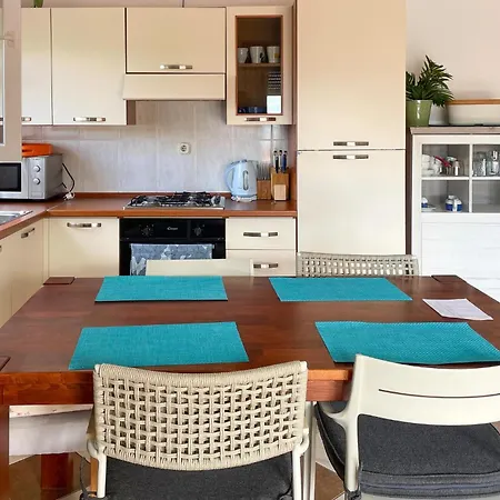 In With Wifi Apartman